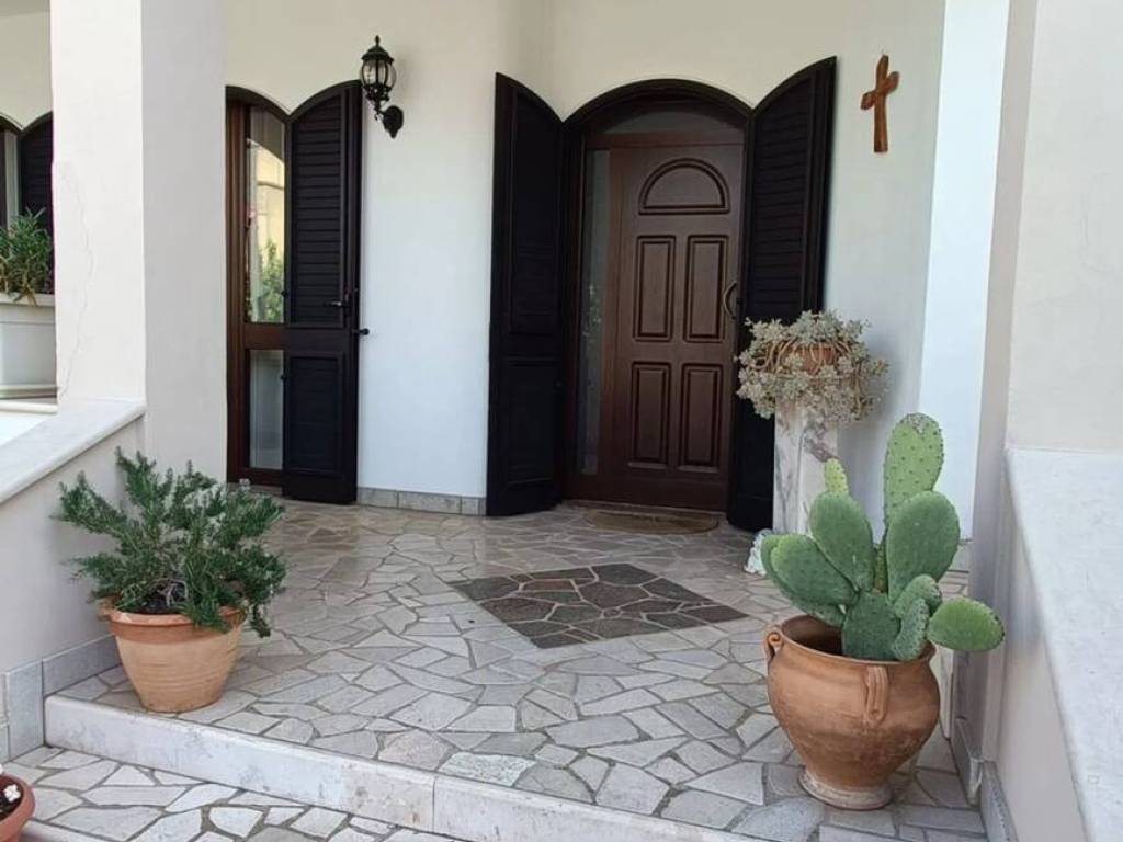 casa indipendente in vendita a Racale