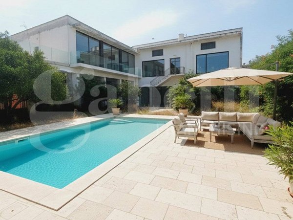 casa indipendente in vendita a Racale