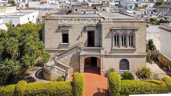 casa indipendente in vendita a Racale