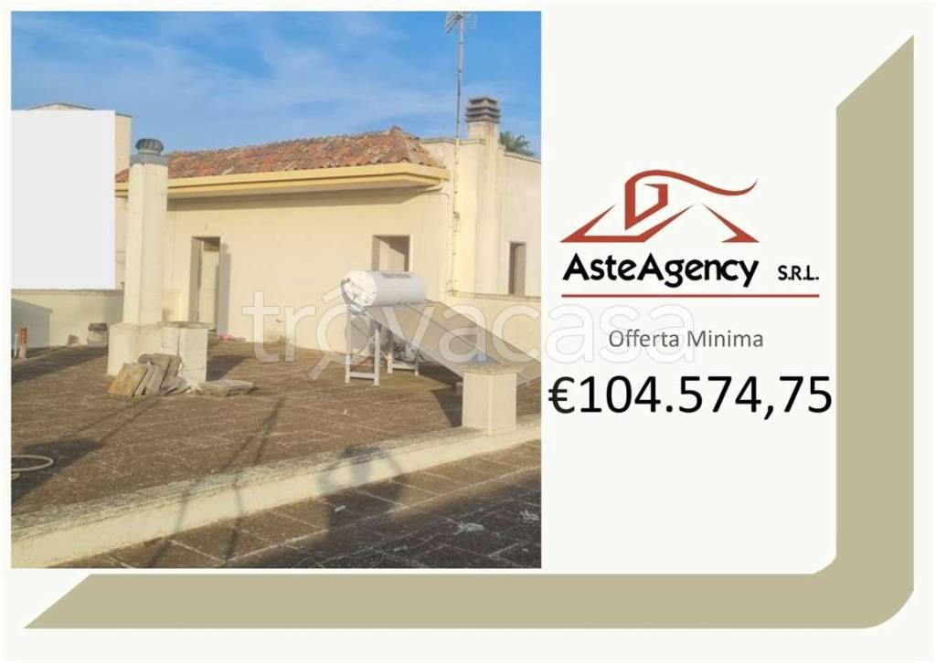 casa indipendente in vendita a Racale