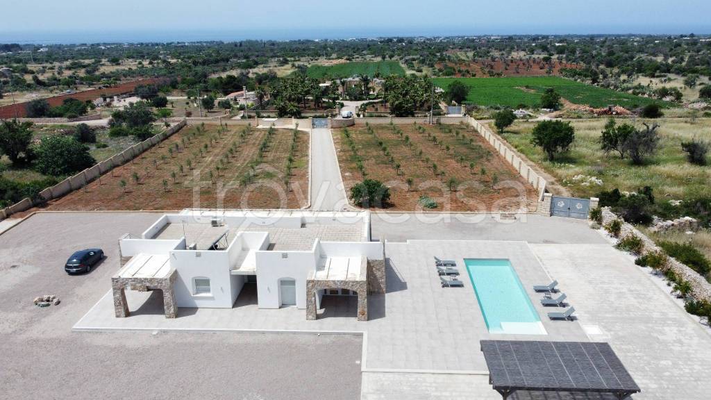 casa indipendente in vendita a Racale in zona Torre Suda