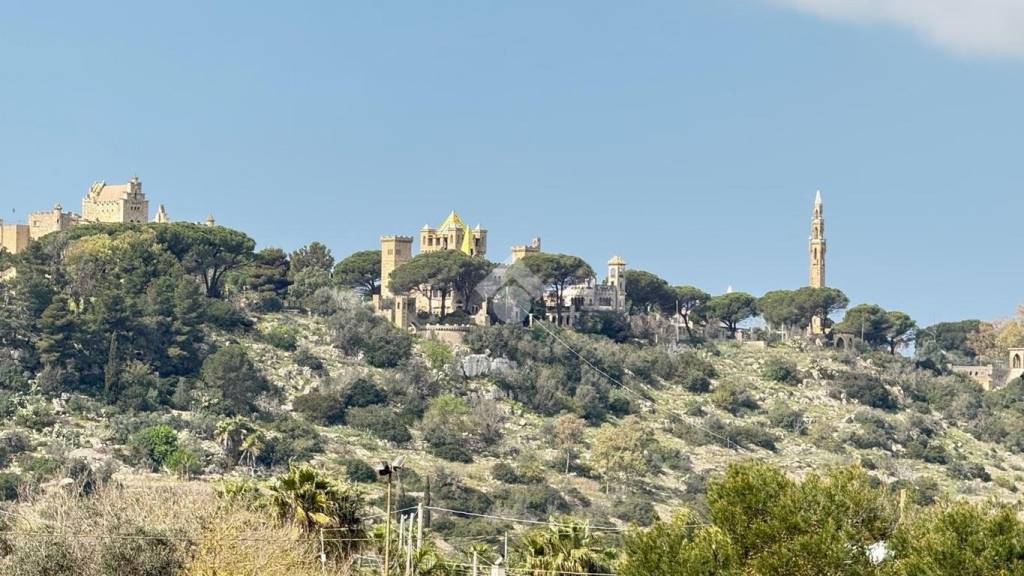 casa indipendente in vendita a Racale