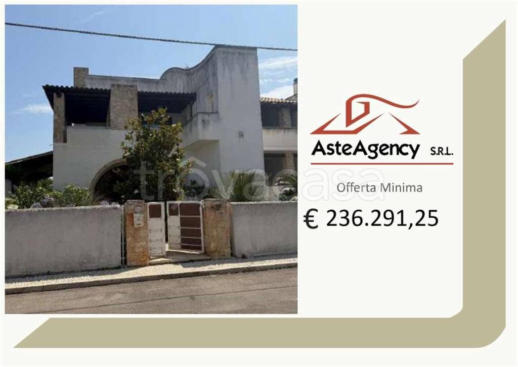 casa indipendente in vendita a Racale