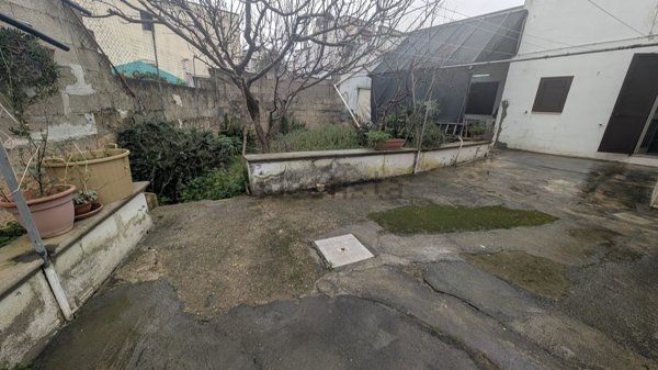 casa indipendente in vendita a Racale