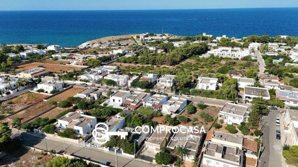 appartamento in vendita a Racale in zona Torre Suda