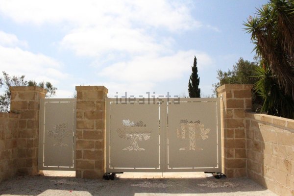 casa indipendente in vendita a Racale