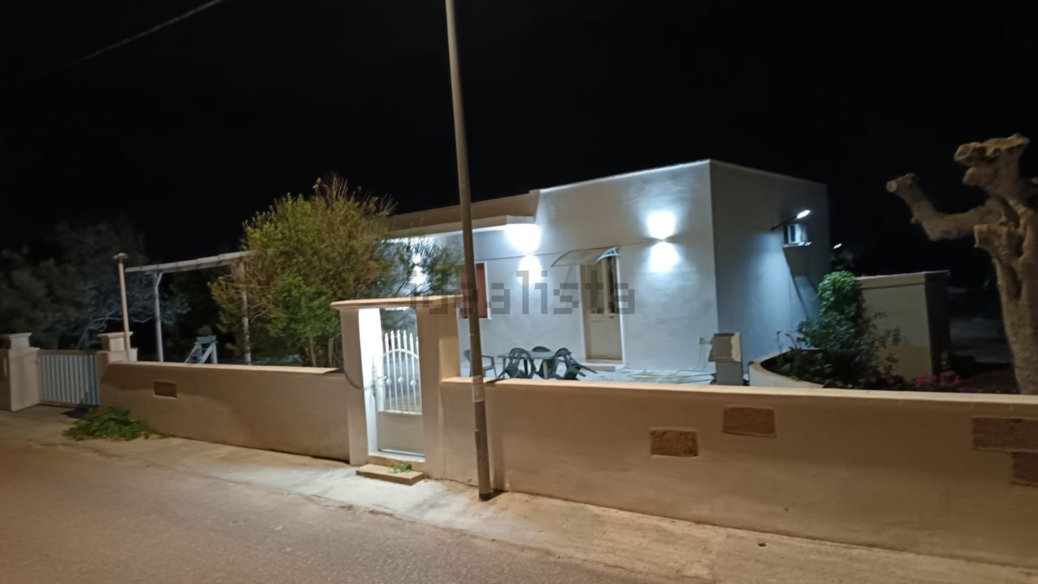 casa indipendente in vendita a Racale in zona Torre Suda