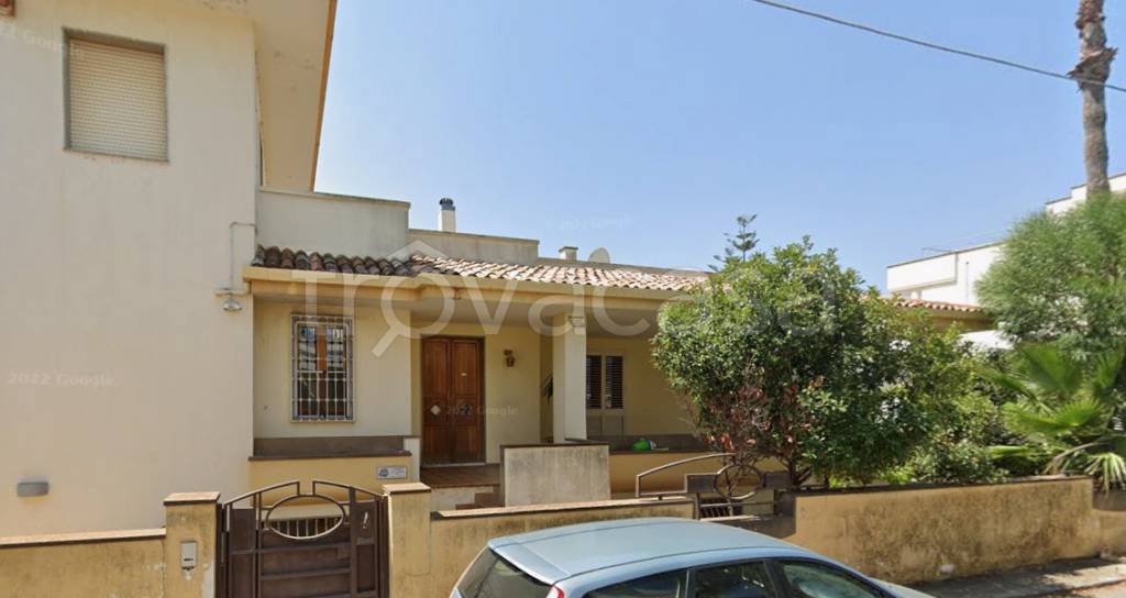 casa indipendente in vendita a Racale in zona Torre Suda