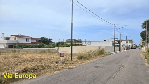 casa indipendente in vendita a Racale