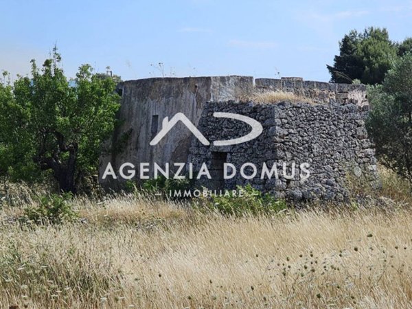 casa indipendente in vendita a Racale