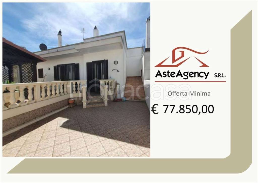 casa indipendente in vendita a Racale