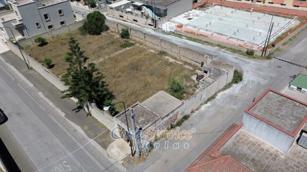 casa indipendente in vendita a Racale
