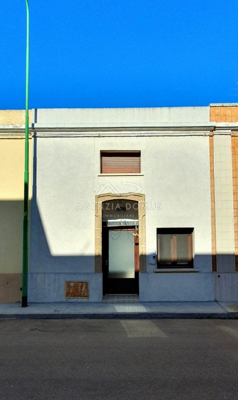 casa indipendente in vendita a Racale