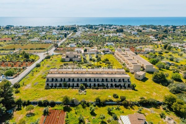 casale in vendita a Racale in zona Torre Suda