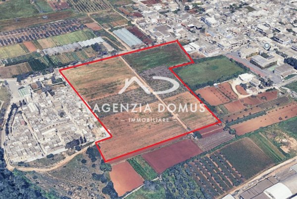 terreno in vendita a Racale