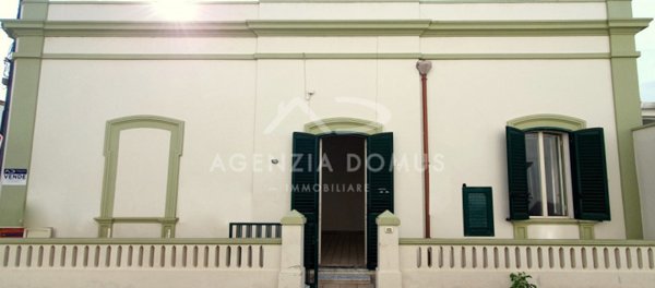 casa indipendente in vendita a Racale