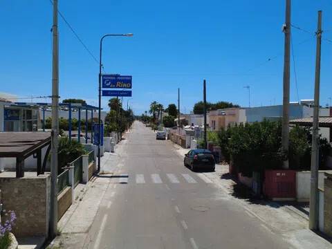 casa indipendente in vendita a Racale in zona Torre Suda
