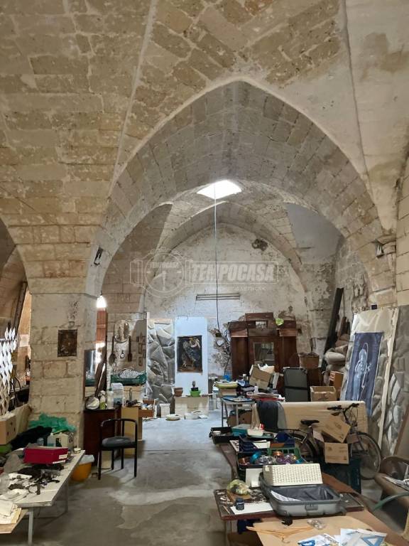 locale commerciale in vendita a Ruffano