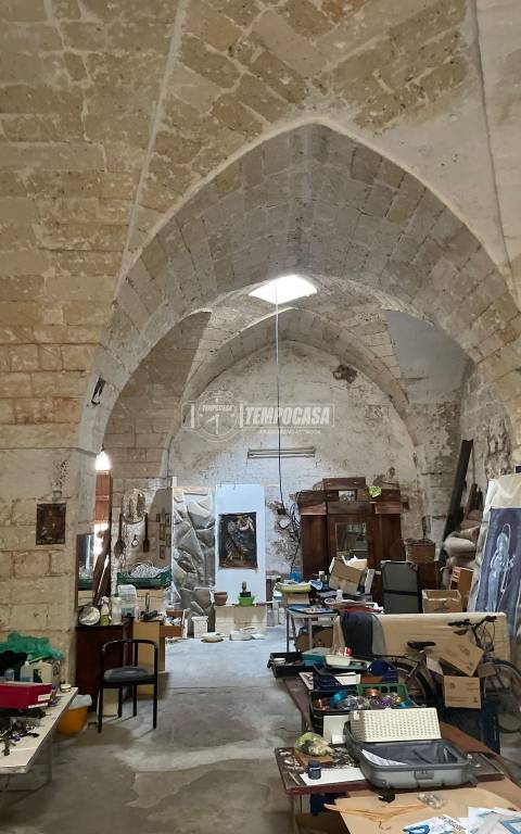 locale commerciale in vendita a Ruffano