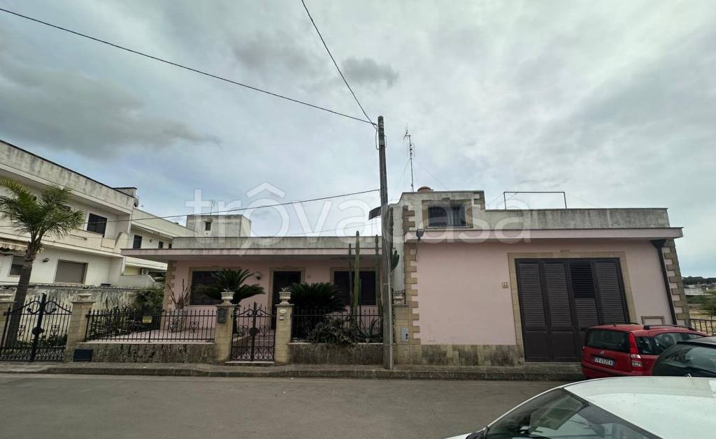 casa indipendente in vendita a Ruffano
