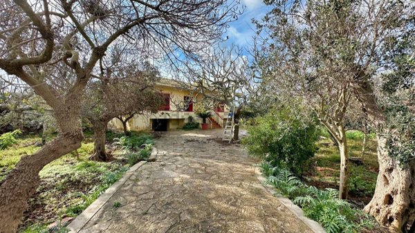 casa indipendente in vendita a Ruffano