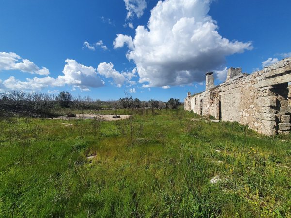 casale in vendita a Ruffano