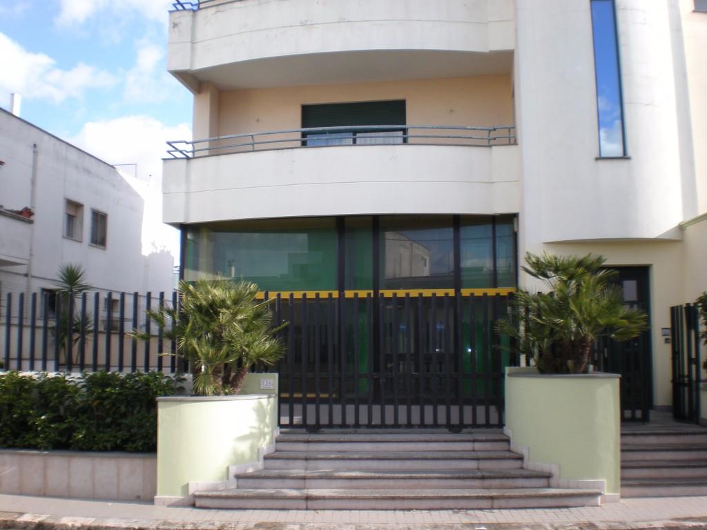 negozio in vendita a Ruffano