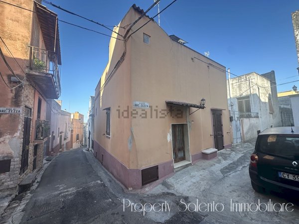 casa indipendente in vendita a Ruffano