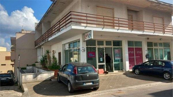 locale commerciale in vendita a Ruffano