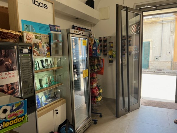 negozio in vendita a Ruffano