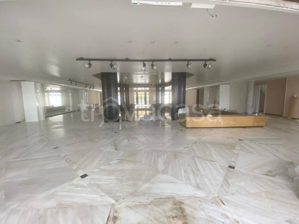 negozio in vendita a Ruffano