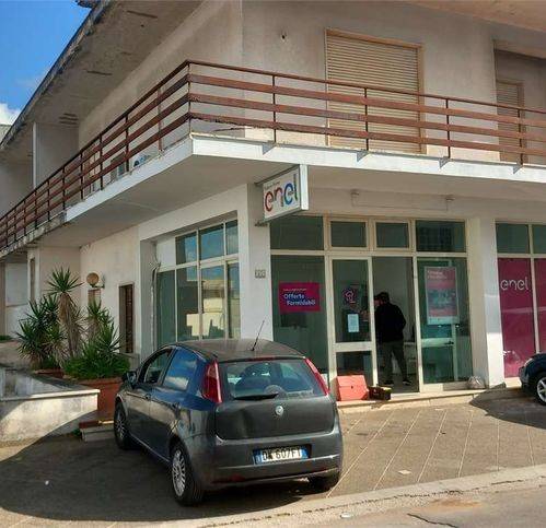 negozio in vendita a Ruffano