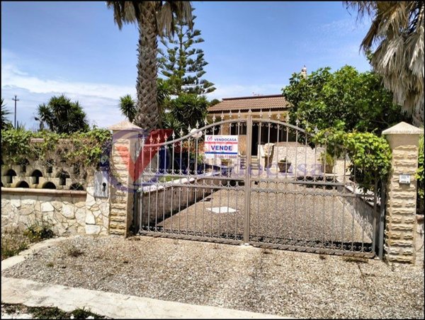 casa indipendente in vendita a Ruffano