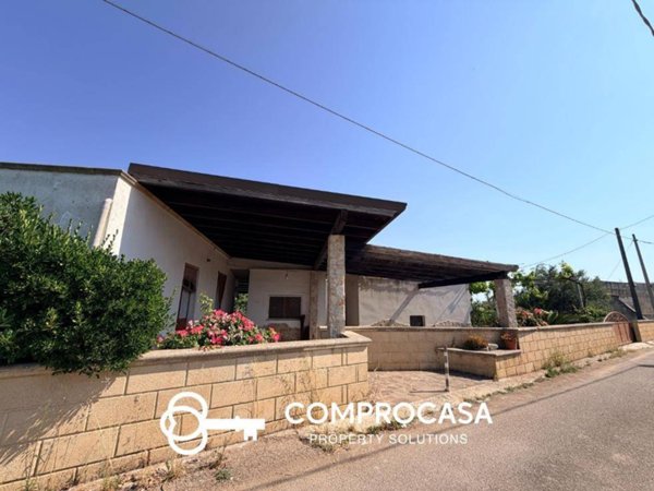 casa indipendente in vendita a Ruffano