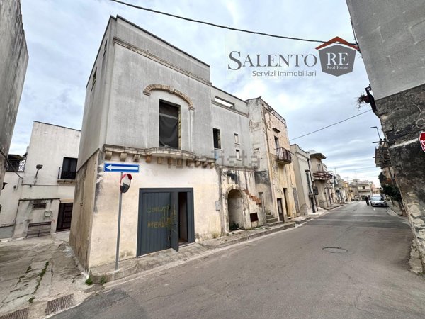 pentavano in vendita a Ruffano