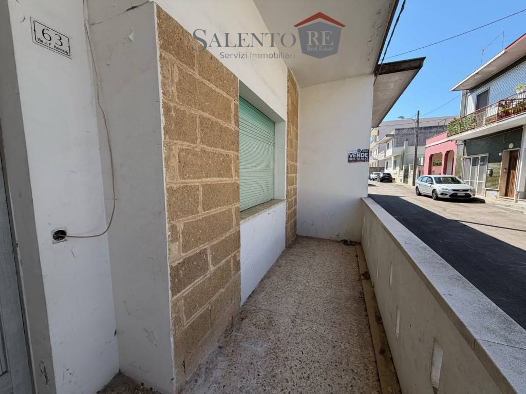 casa indipendente in vendita a Ruffano in zona Torrepaduli