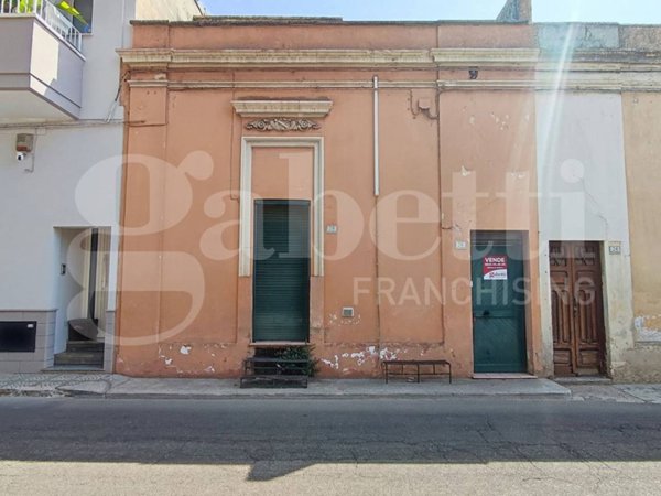 casa indipendente in vendita a Ruffano