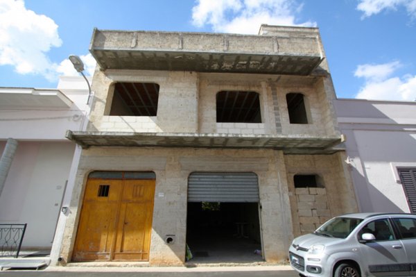 casa indipendente in vendita a Ruffano in zona Torrepaduli