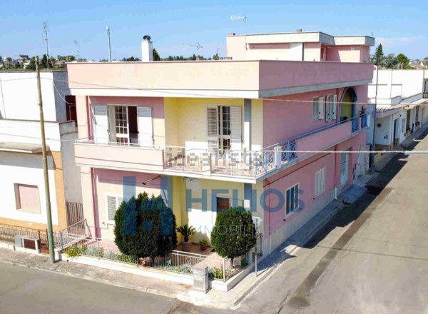 casa indipendente in vendita a Ruffano in zona Torrepaduli