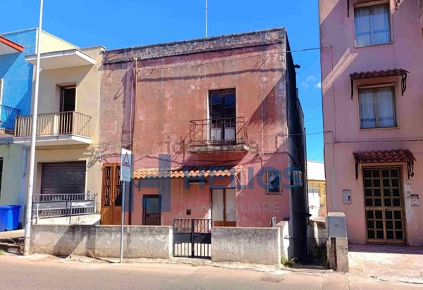 casa indipendente in vendita a Ruffano in zona Torrepaduli