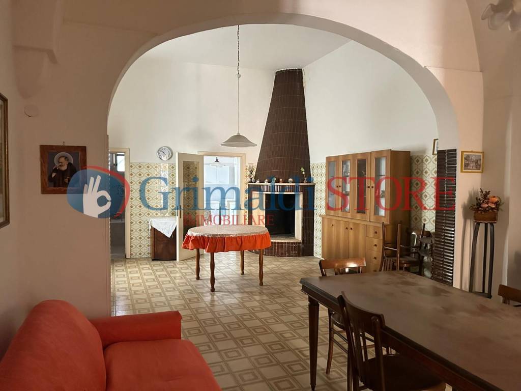 casa indipendente in vendita a Salice Salentino