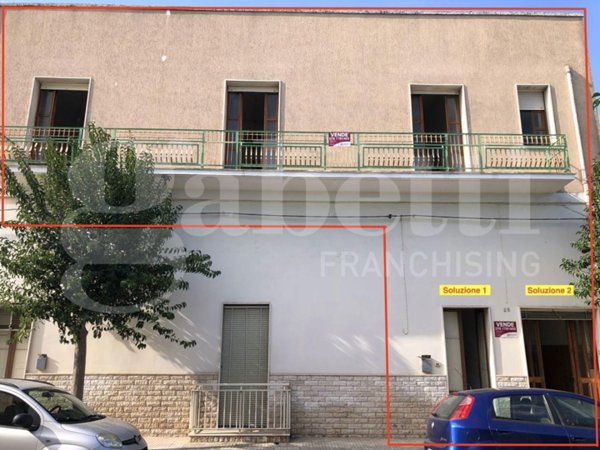 casa indipendente in vendita a Salice Salentino