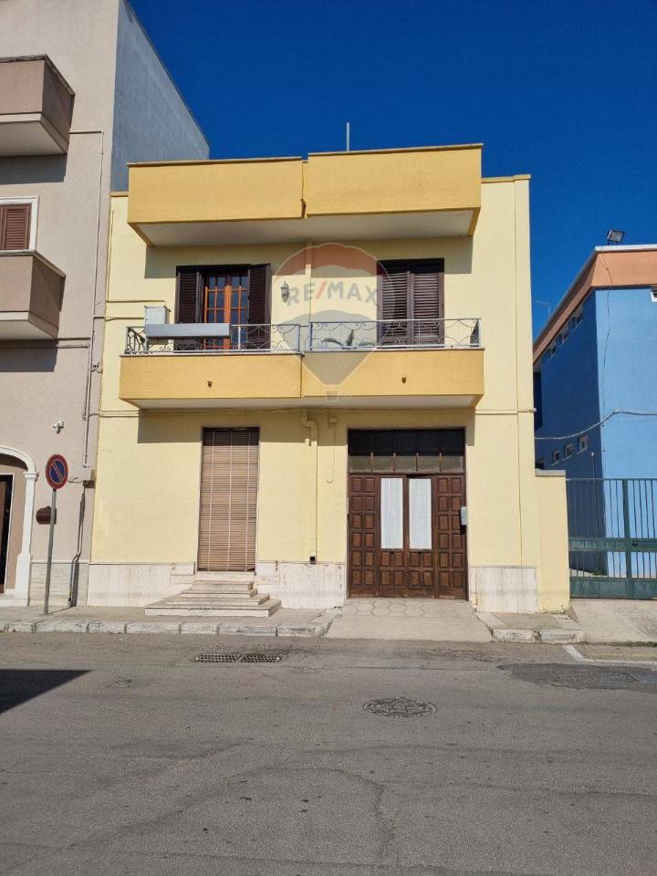 casa indipendente in vendita a Salice Salentino