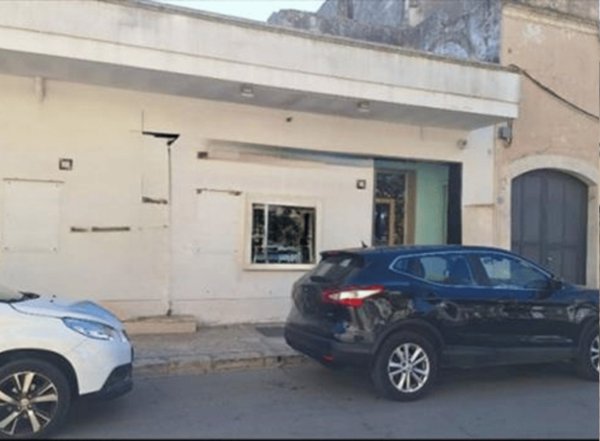negozio in vendita a Salice Salentino