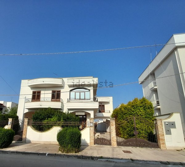 casa semindipendente in vendita a Salice Salentino