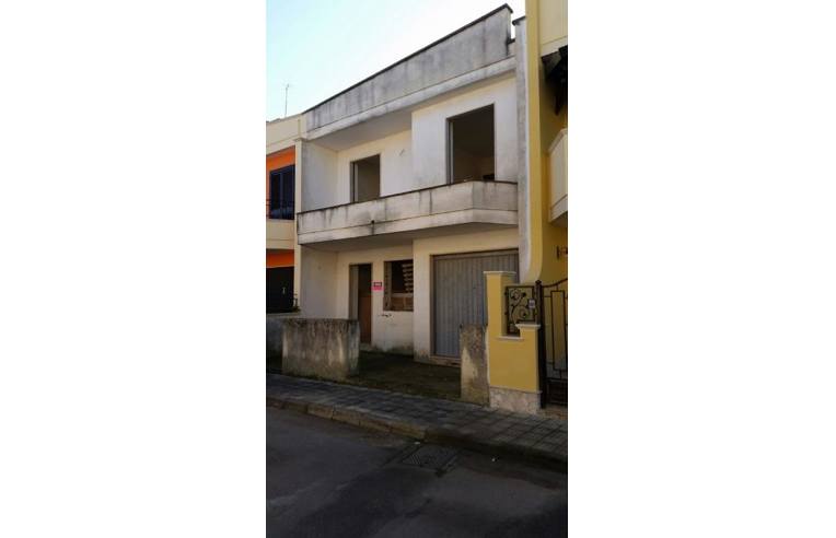 casa indipendente in vendita a Salice Salentino