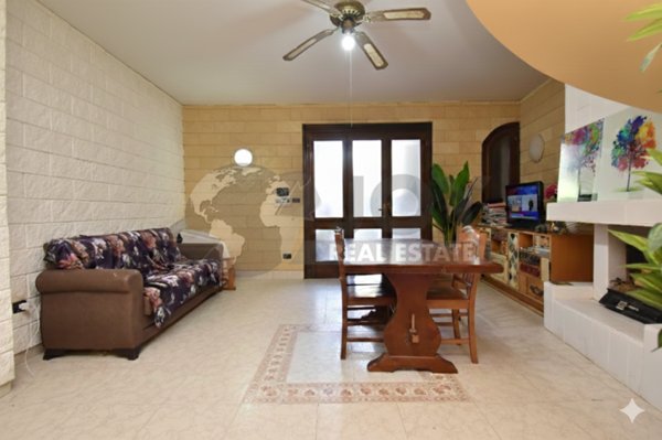 casa indipendente in vendita a Salice Salentino