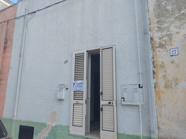casa indipendente in vendita a Salice Salentino