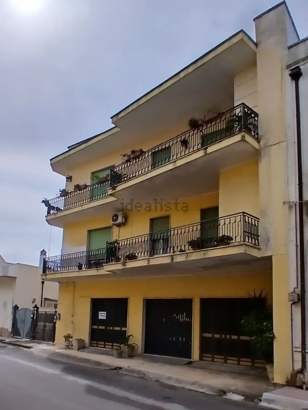 casa indipendente in vendita a Salice Salentino
