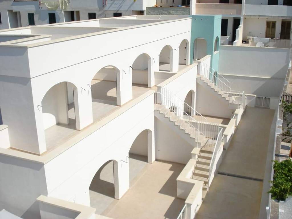 casa indipendente in vendita a Salve in zona Torre Pali